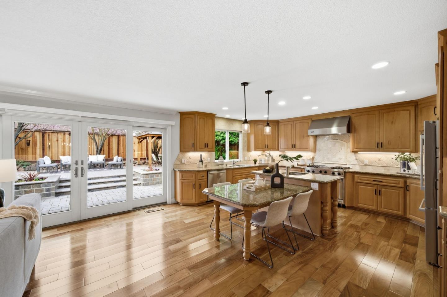 515 Cashew Court