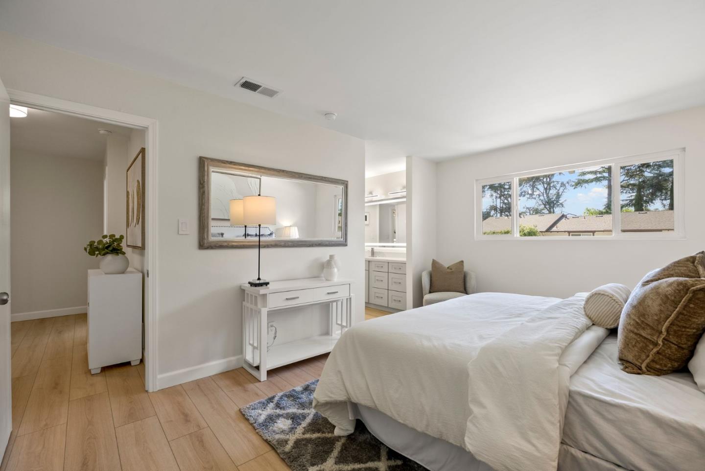 374 Serramonte Terrace
