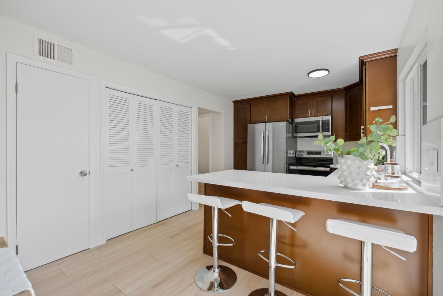 374 Serramonte Terrace