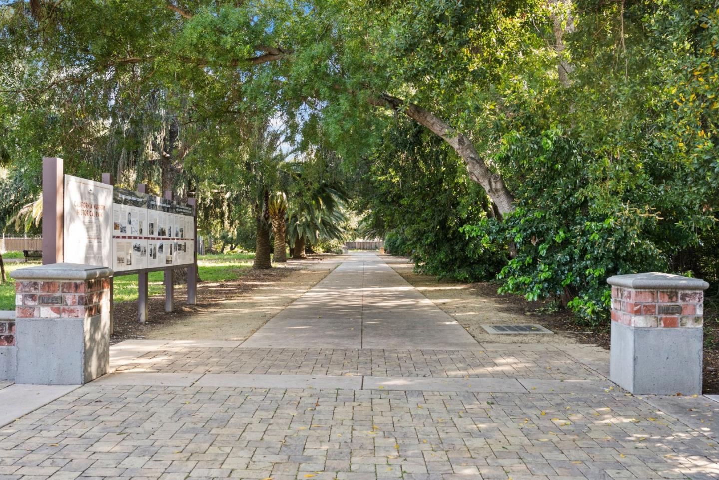 374 Serramonte Terrace