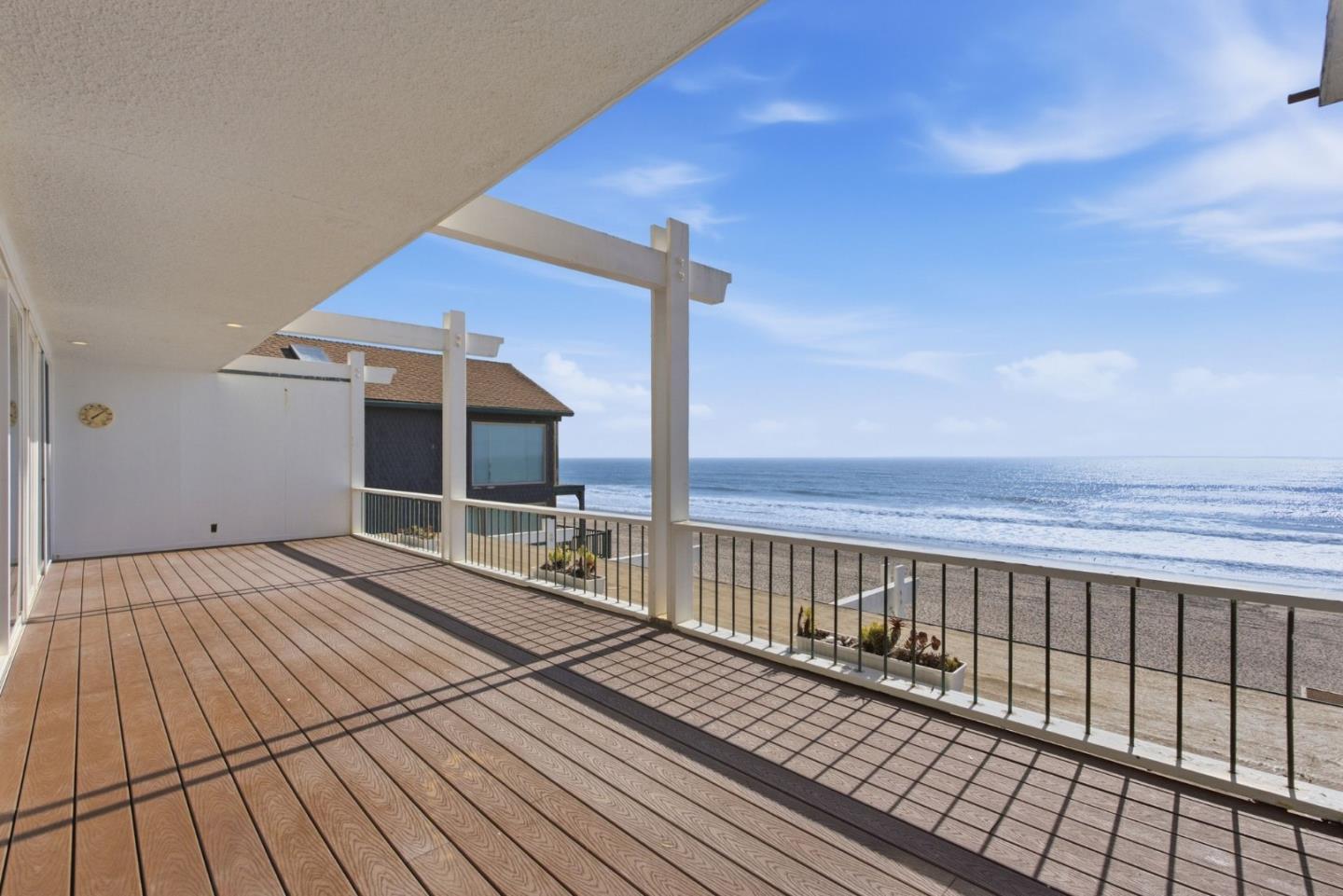 300 Oceanview DR 302