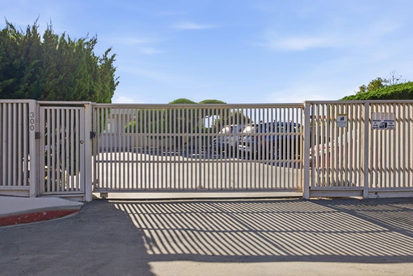 300 Oceanview DR 302