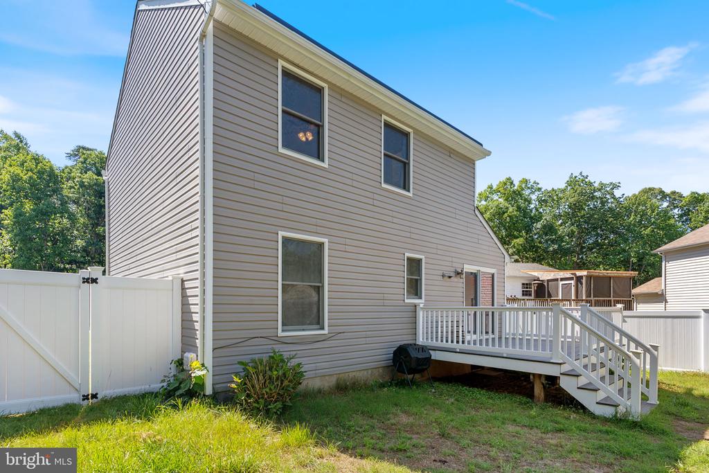 8305 CIRCLE DRIVE