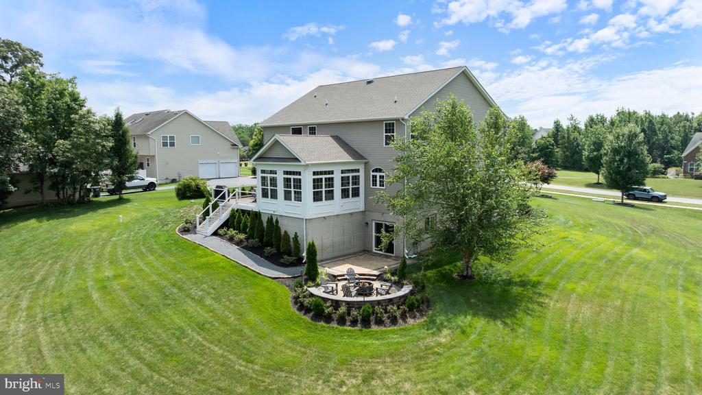 3227 HUNTSMAN DRIVE