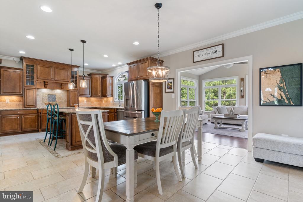 3227 HUNTSMAN DRIVE