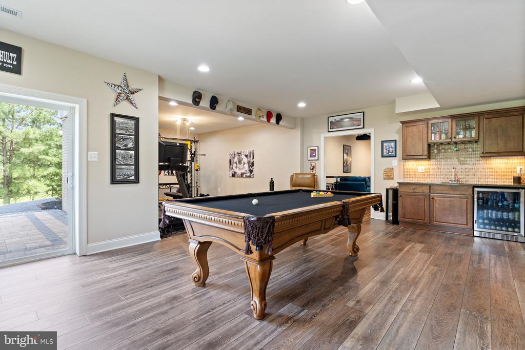 3227 HUNTSMAN DRIVE