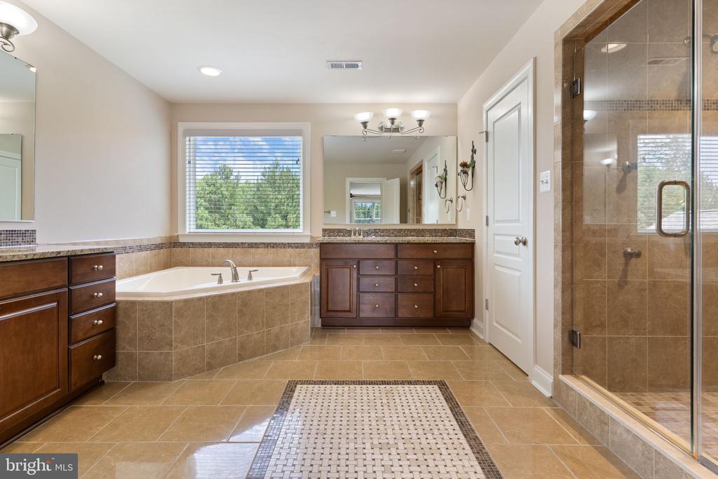 3227 HUNTSMAN DRIVE