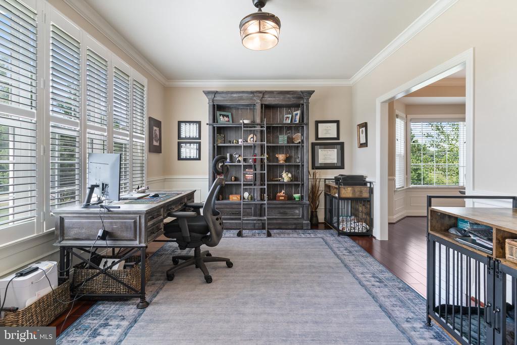 3227 HUNTSMAN DRIVE