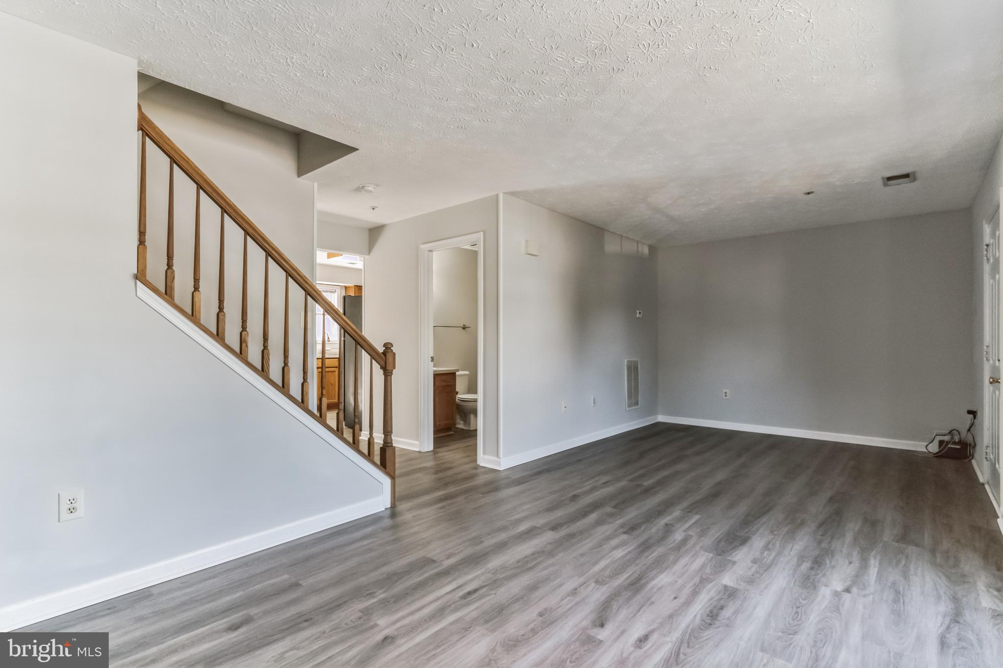 203 Hibiscus Ct