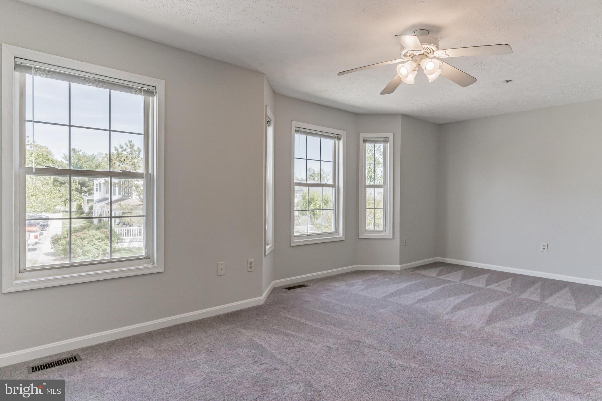 203 Hibiscus Ct