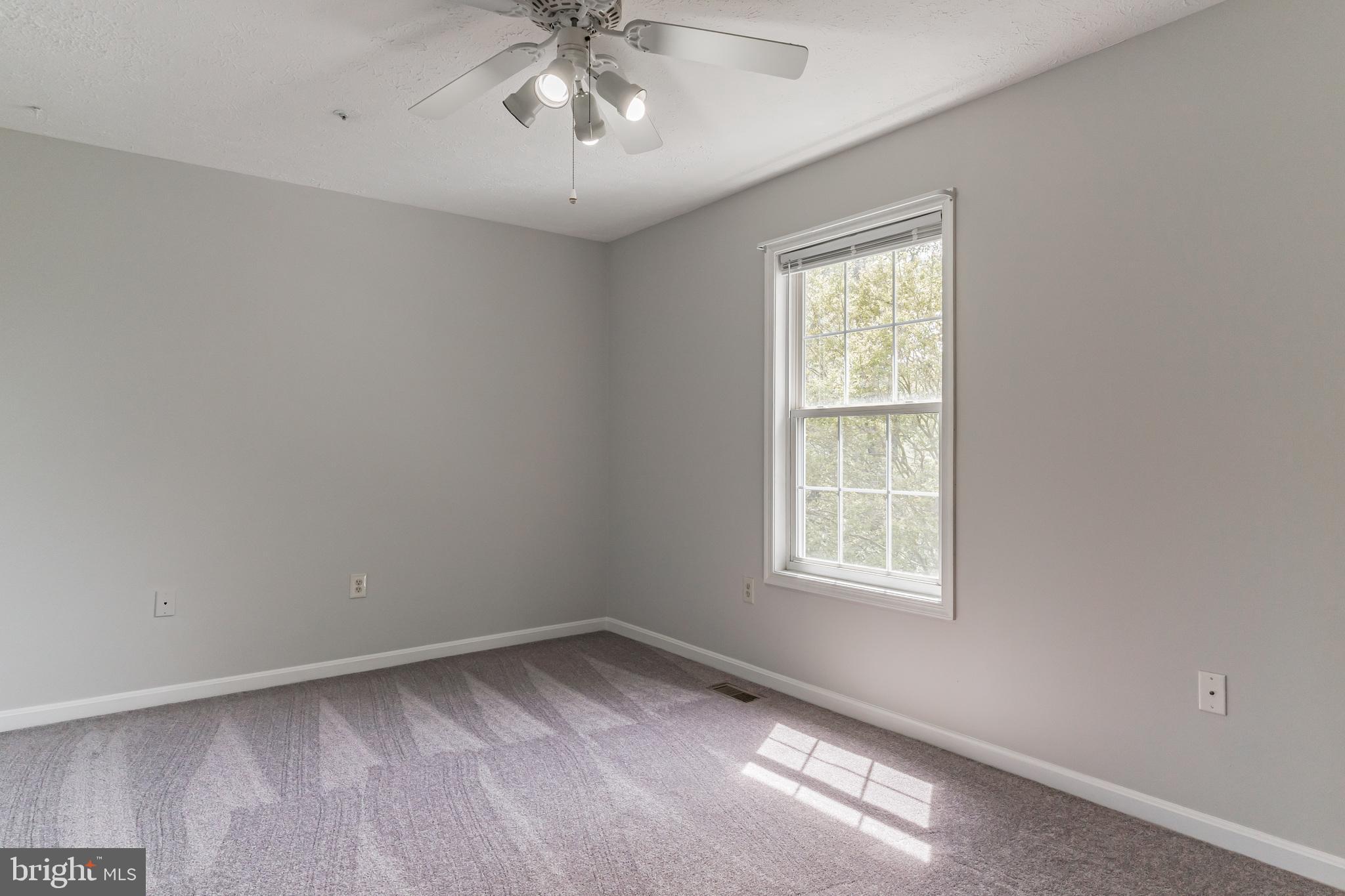 203 Hibiscus Ct