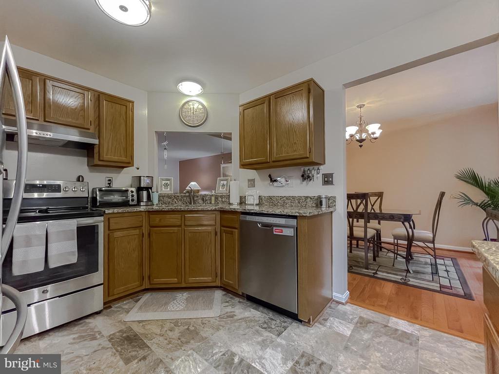 11214-E Heron Pl