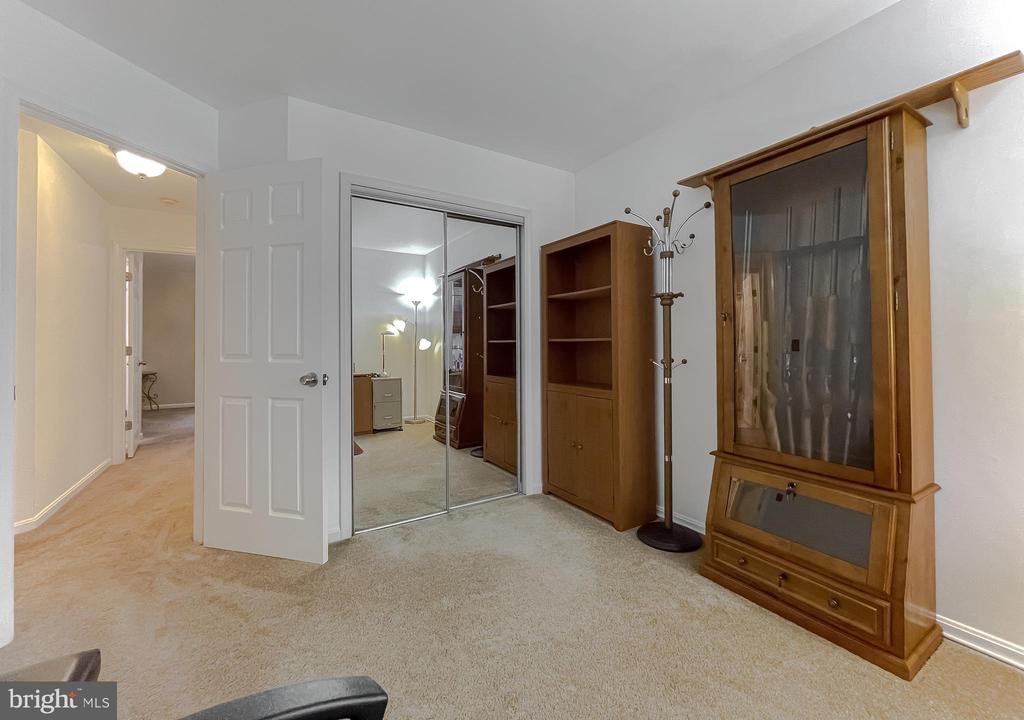 11214-E Heron Pl
