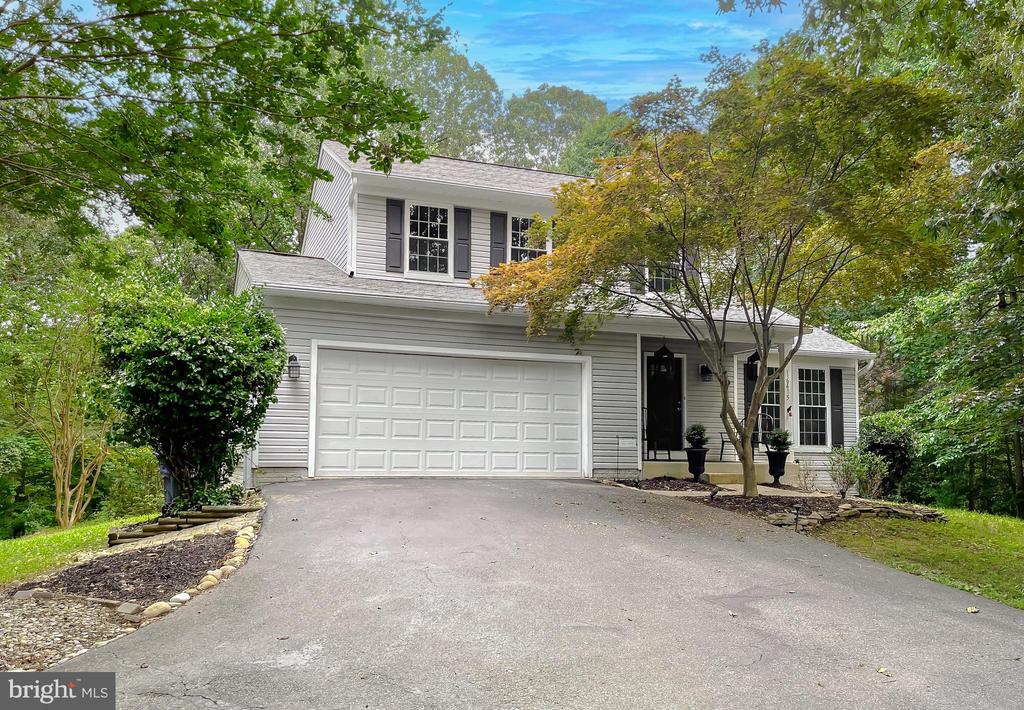 16415 Triple Crown Ct