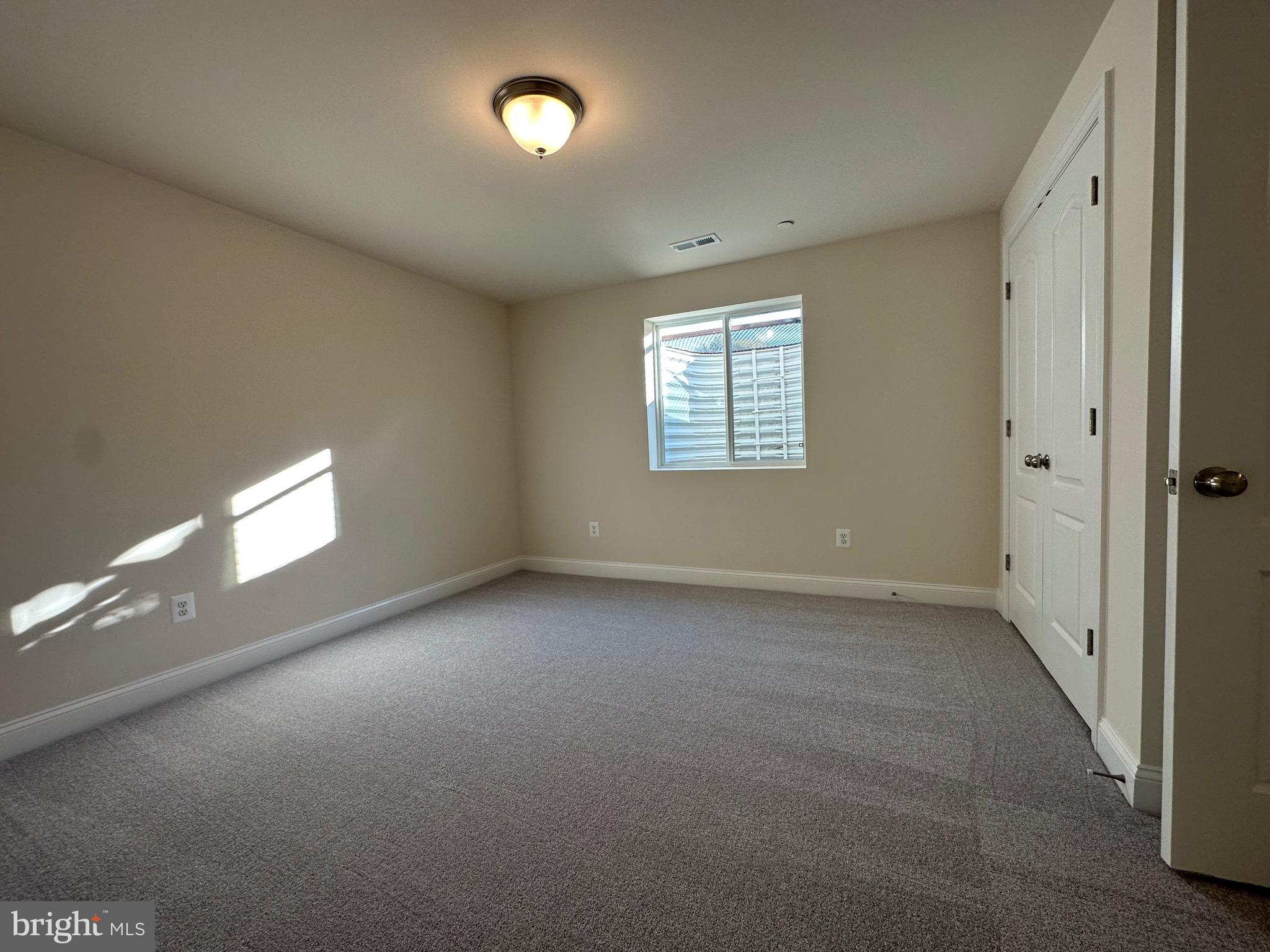 23946 Woodmore Dr