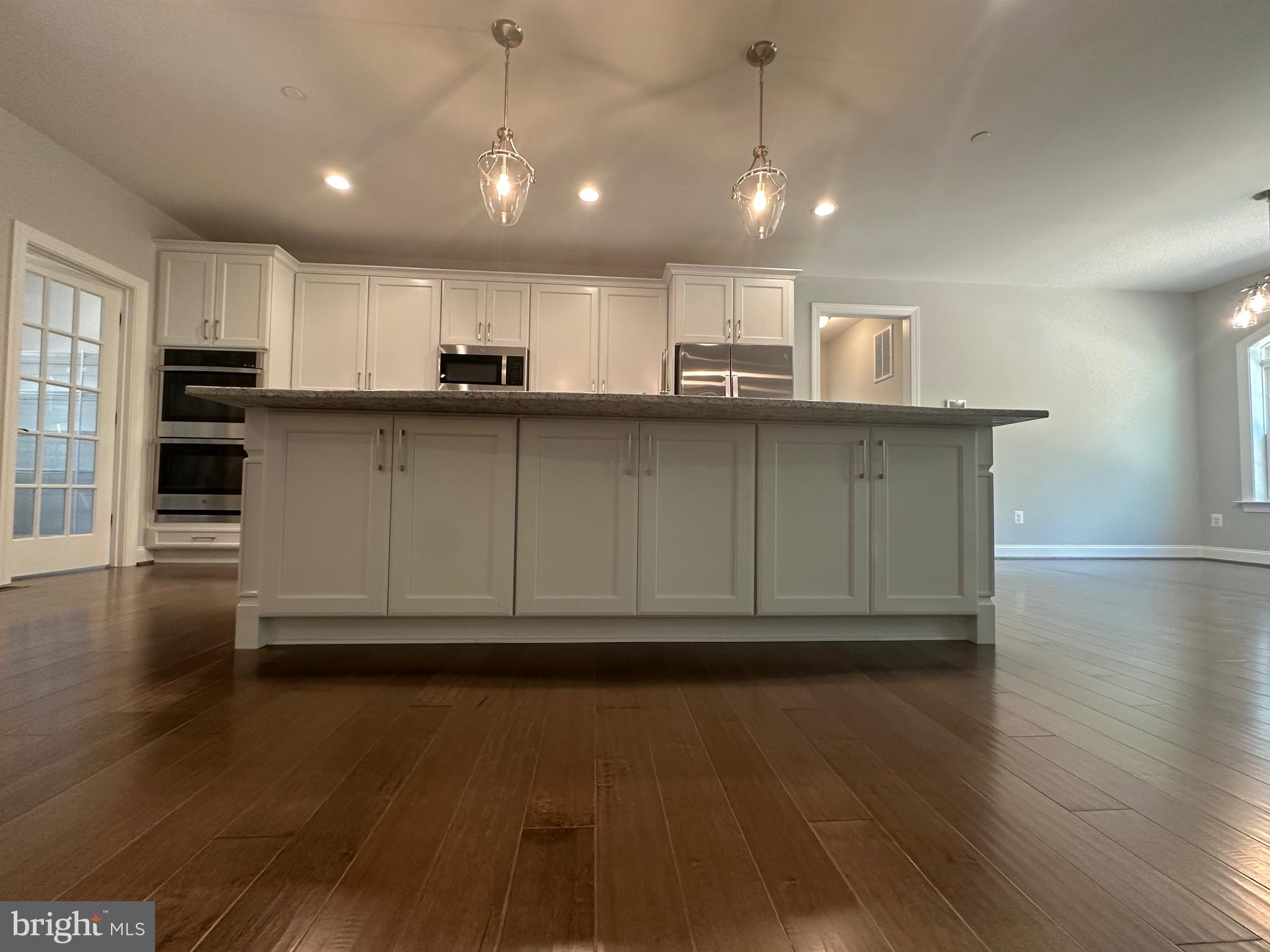 24879 Preston Ct