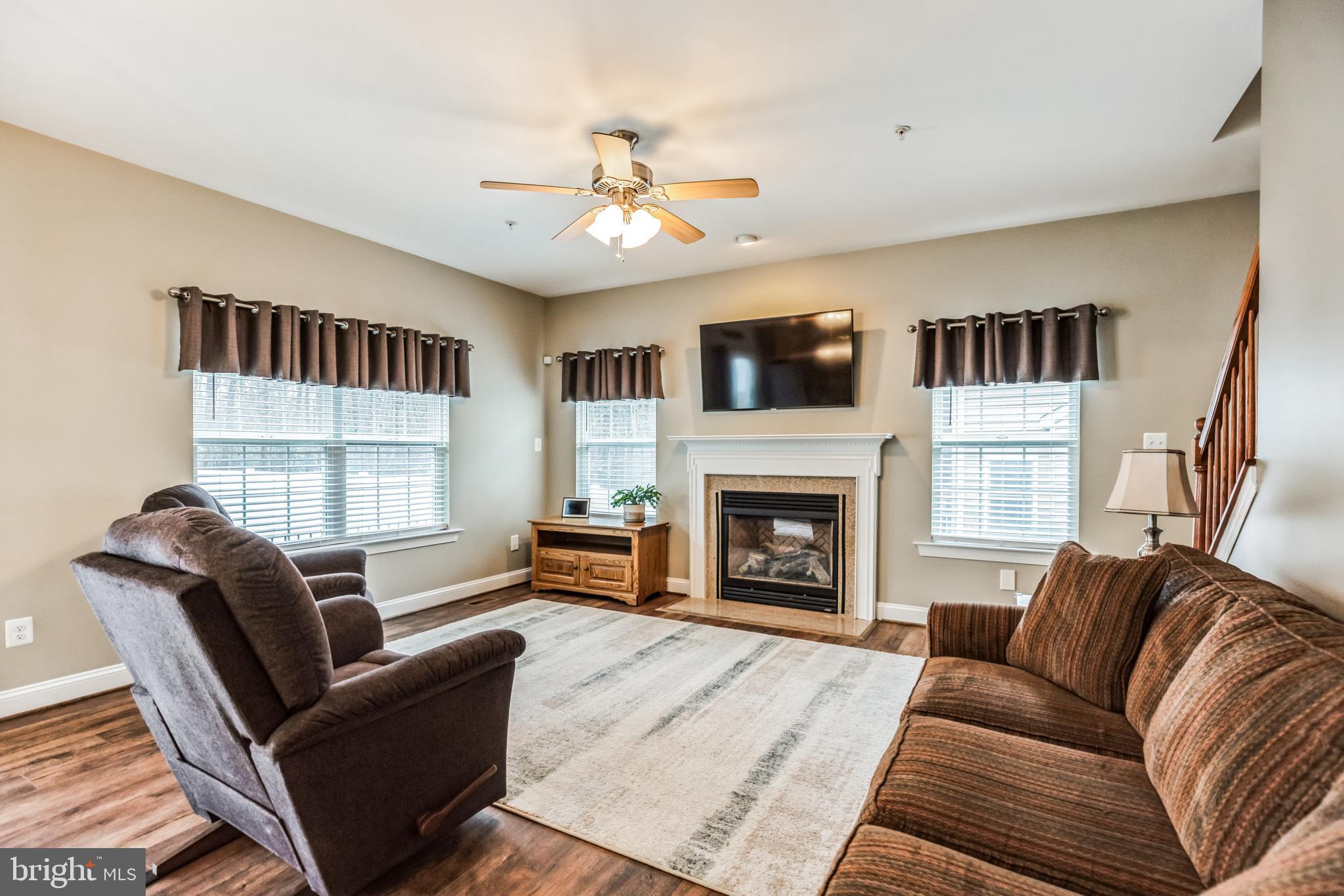 24418 Broad Creek Dr