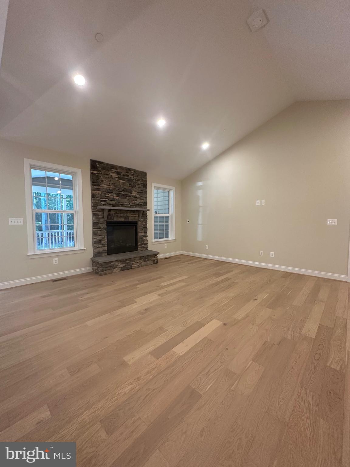 25043 Preston Ct