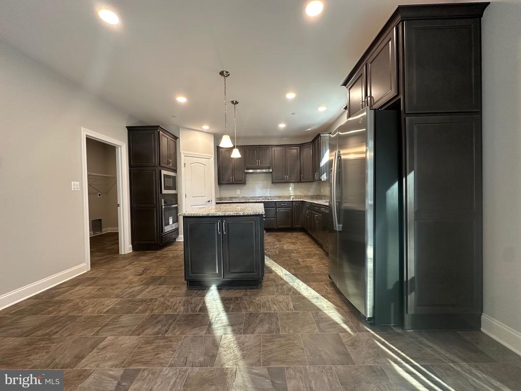 25061 Preston Ct