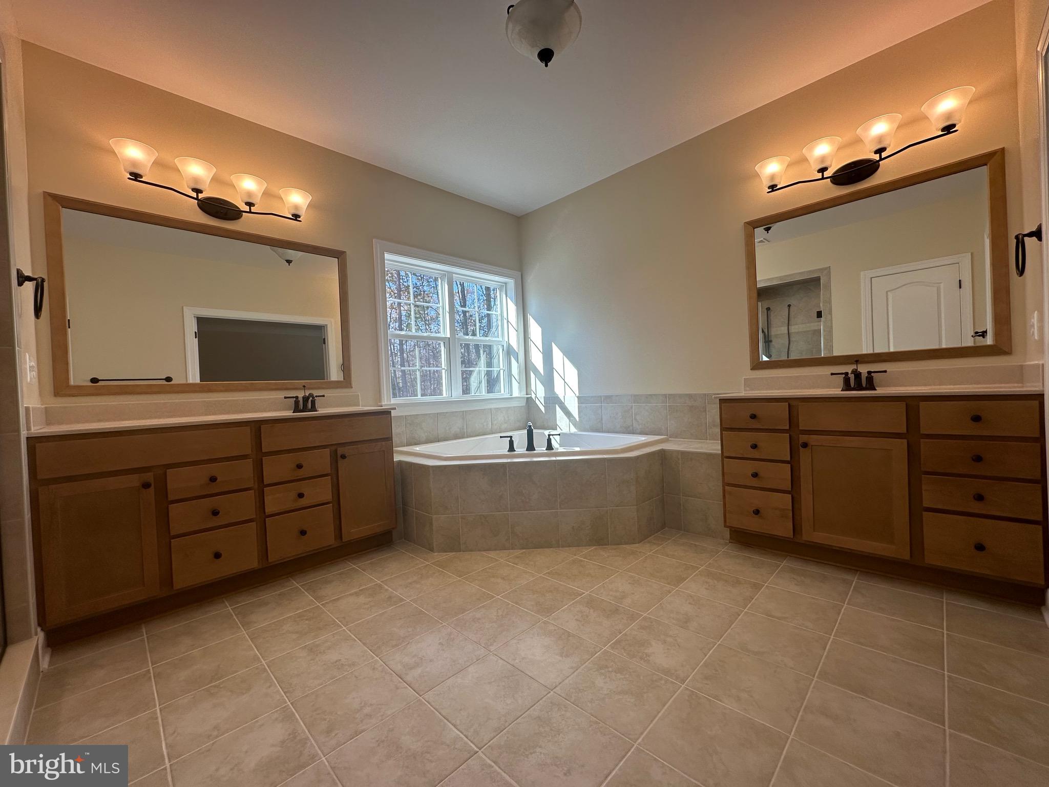 42628 Richly Ln