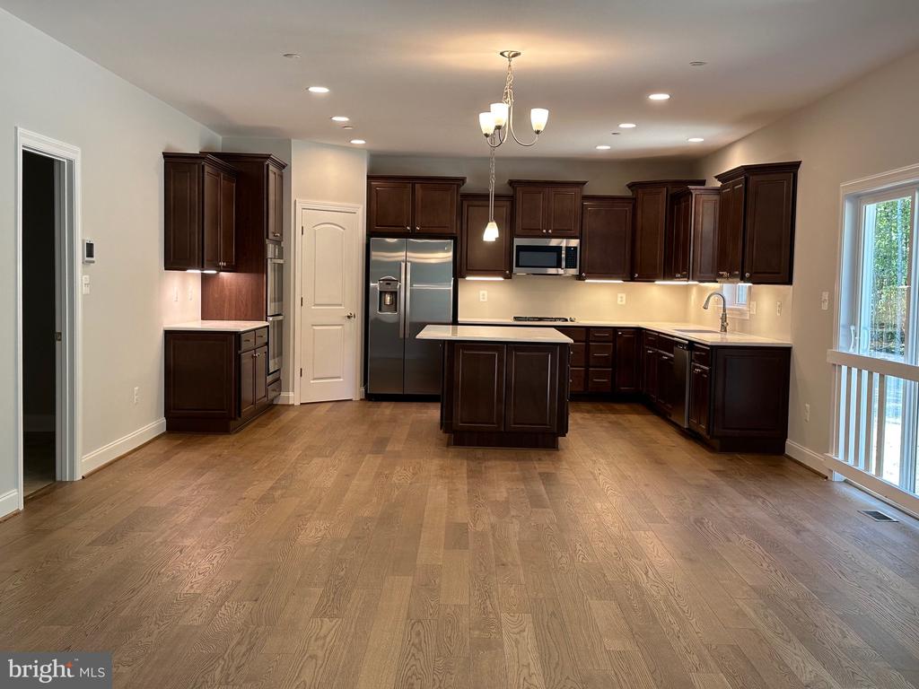 25029 Preston Ct