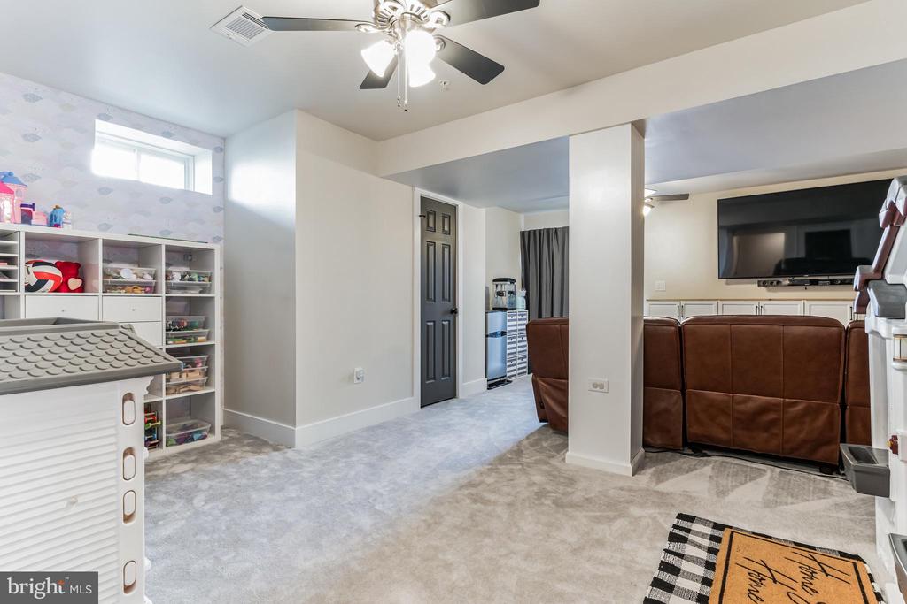 23649 Quiet Oak Ct
