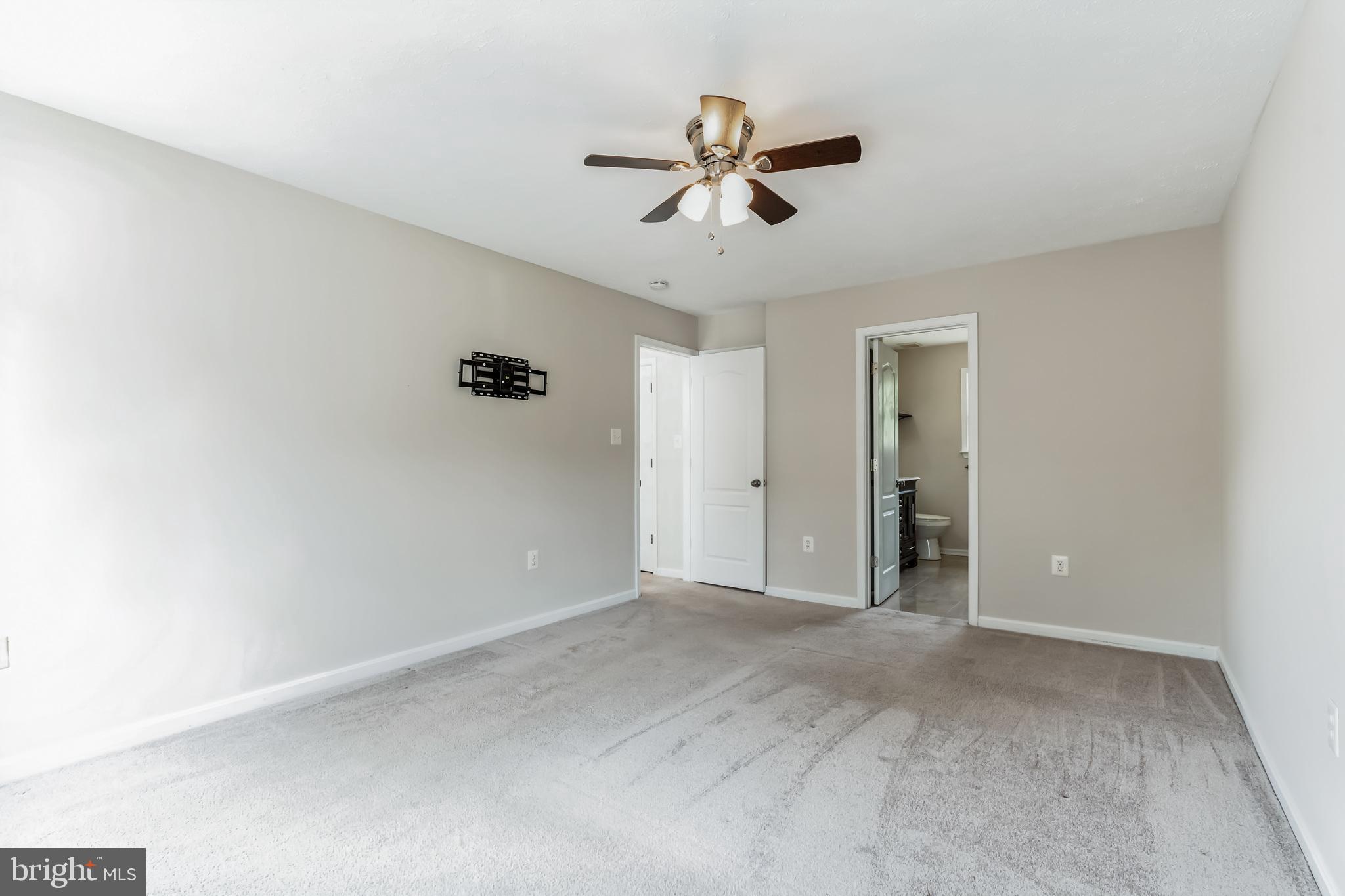 47256 Silver Slate Dr