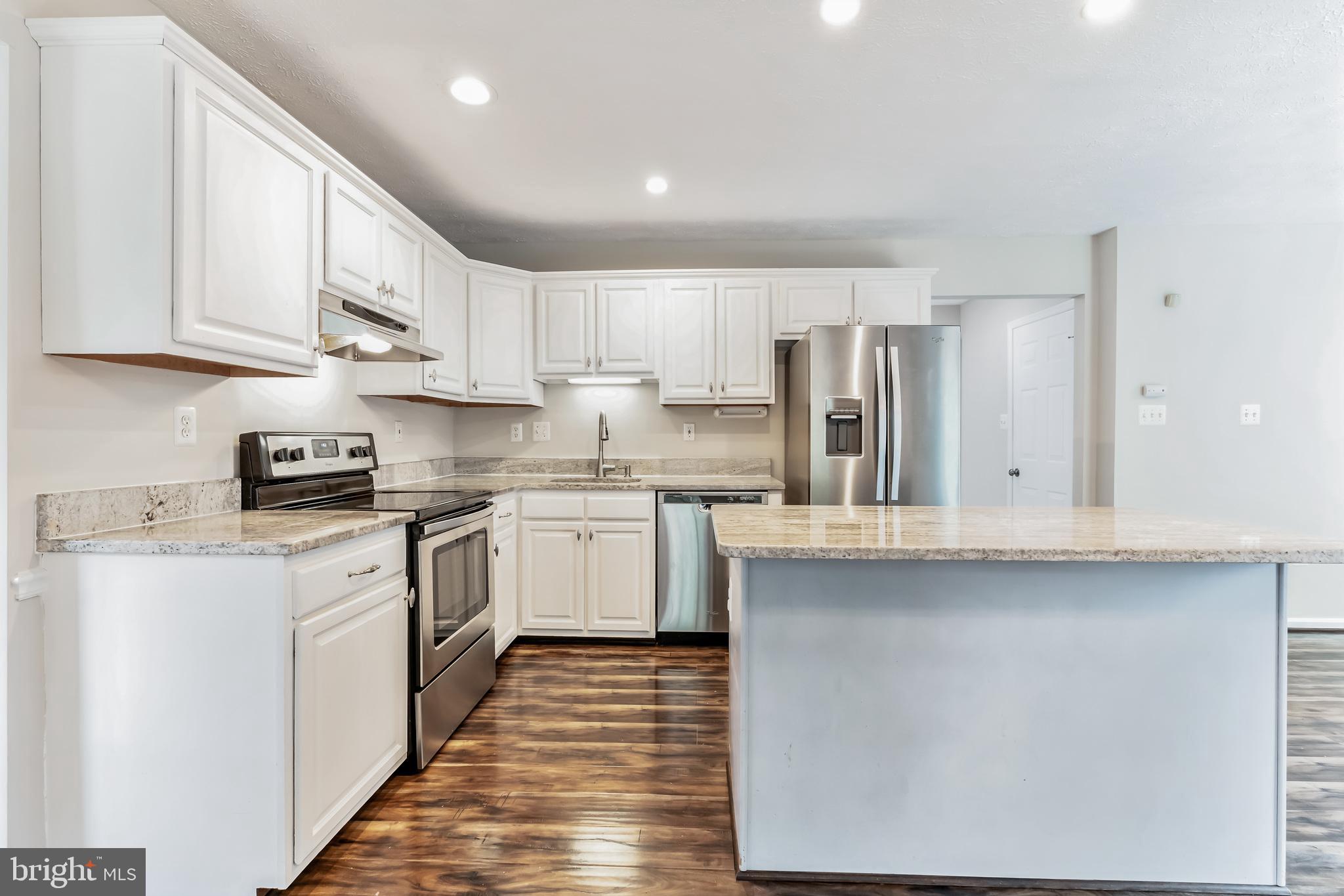 47256 Silver Slate Dr