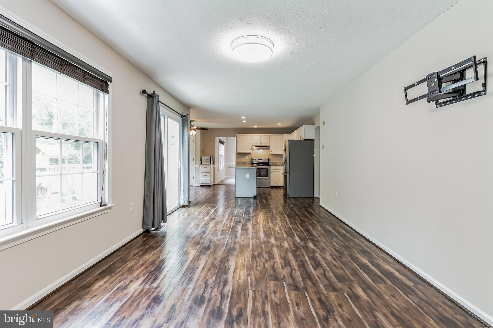 47256 Silver Slate Dr