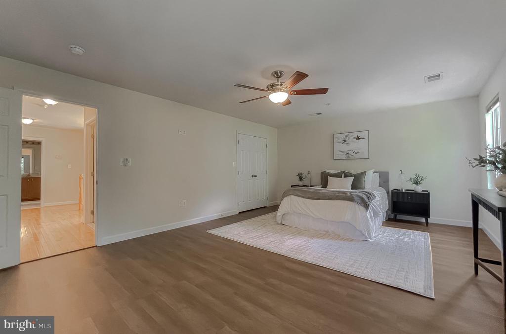 23642 Mallard Glen Way