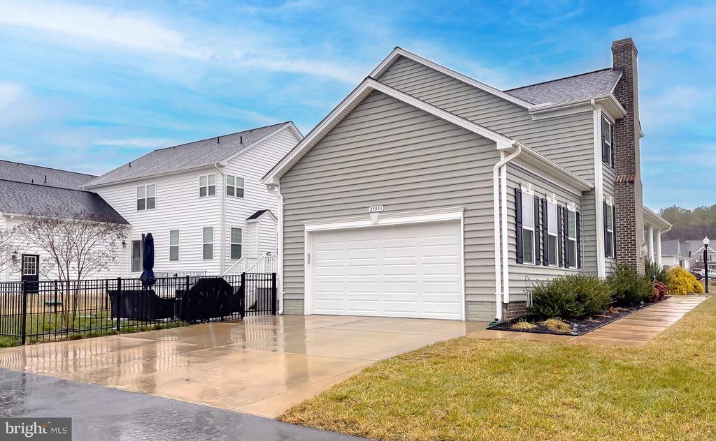 23055 Town Run Dr