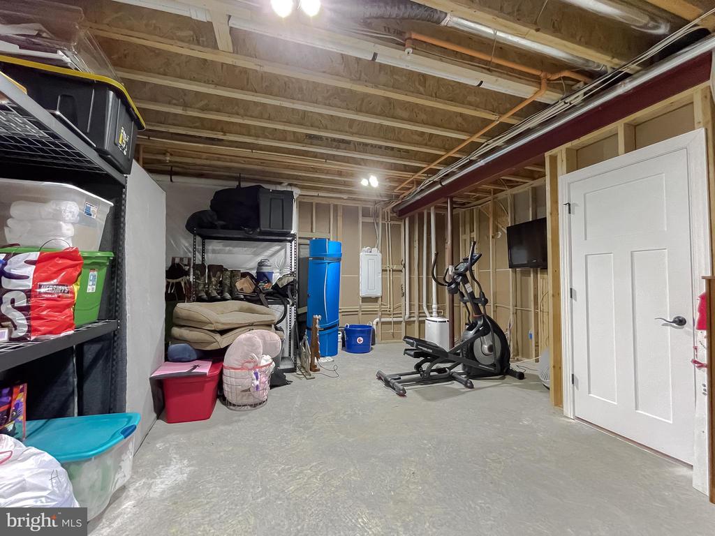 23055 Town Run Dr