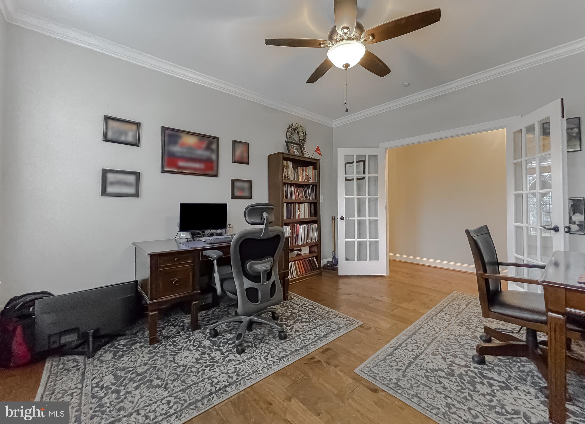 23055 Town Run Dr