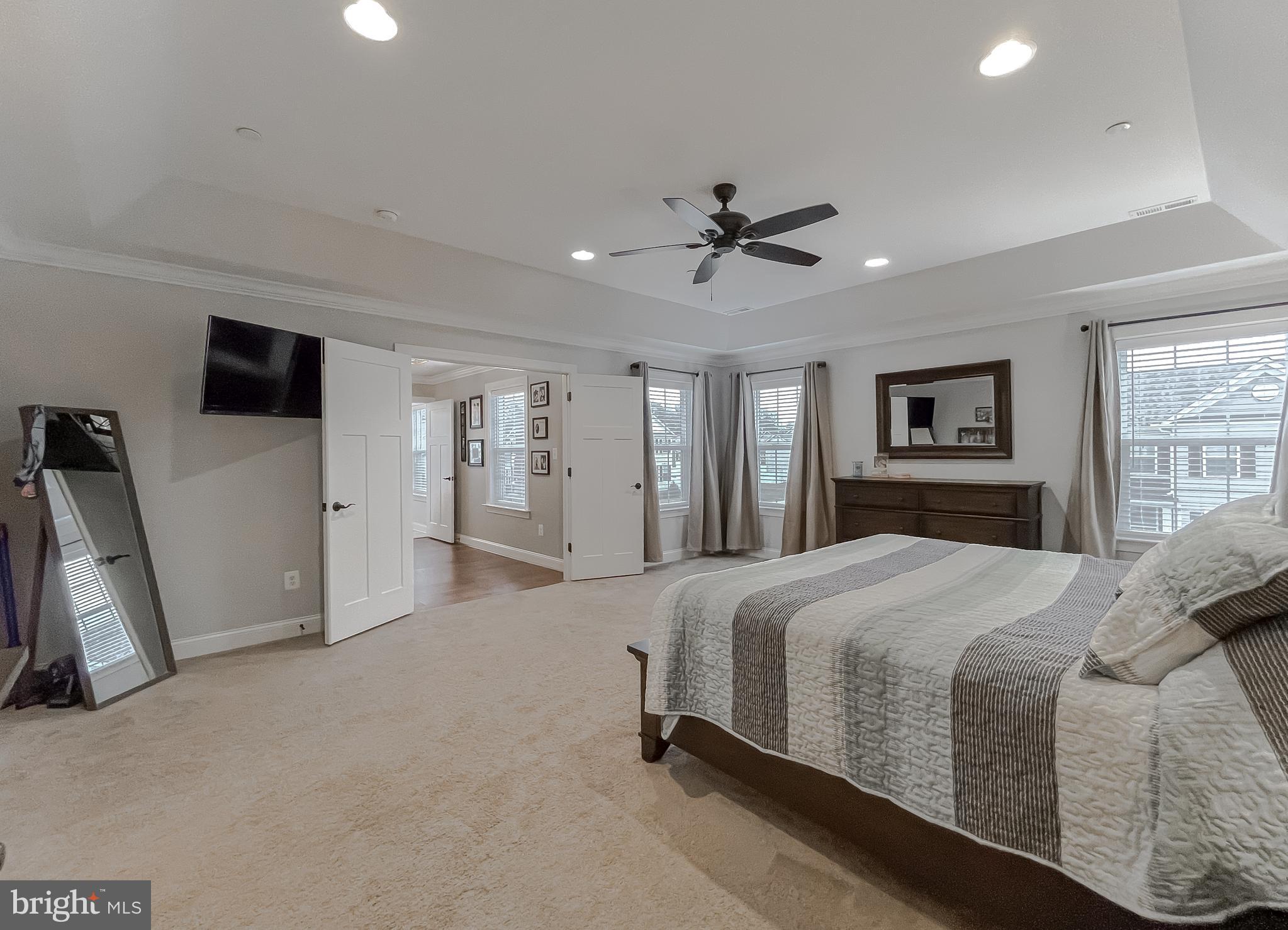 23055 Town Run Dr