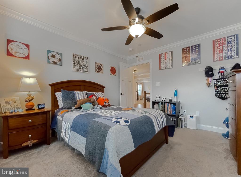 23055 Town Run Dr