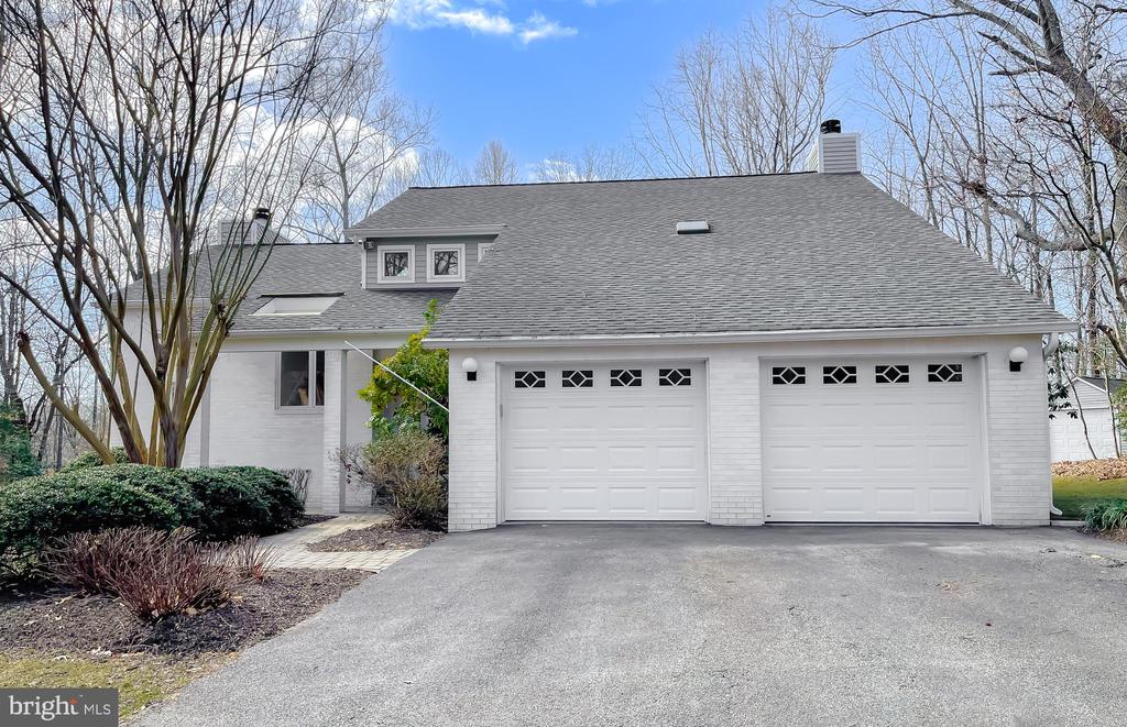 42285 Brook Manor Rd