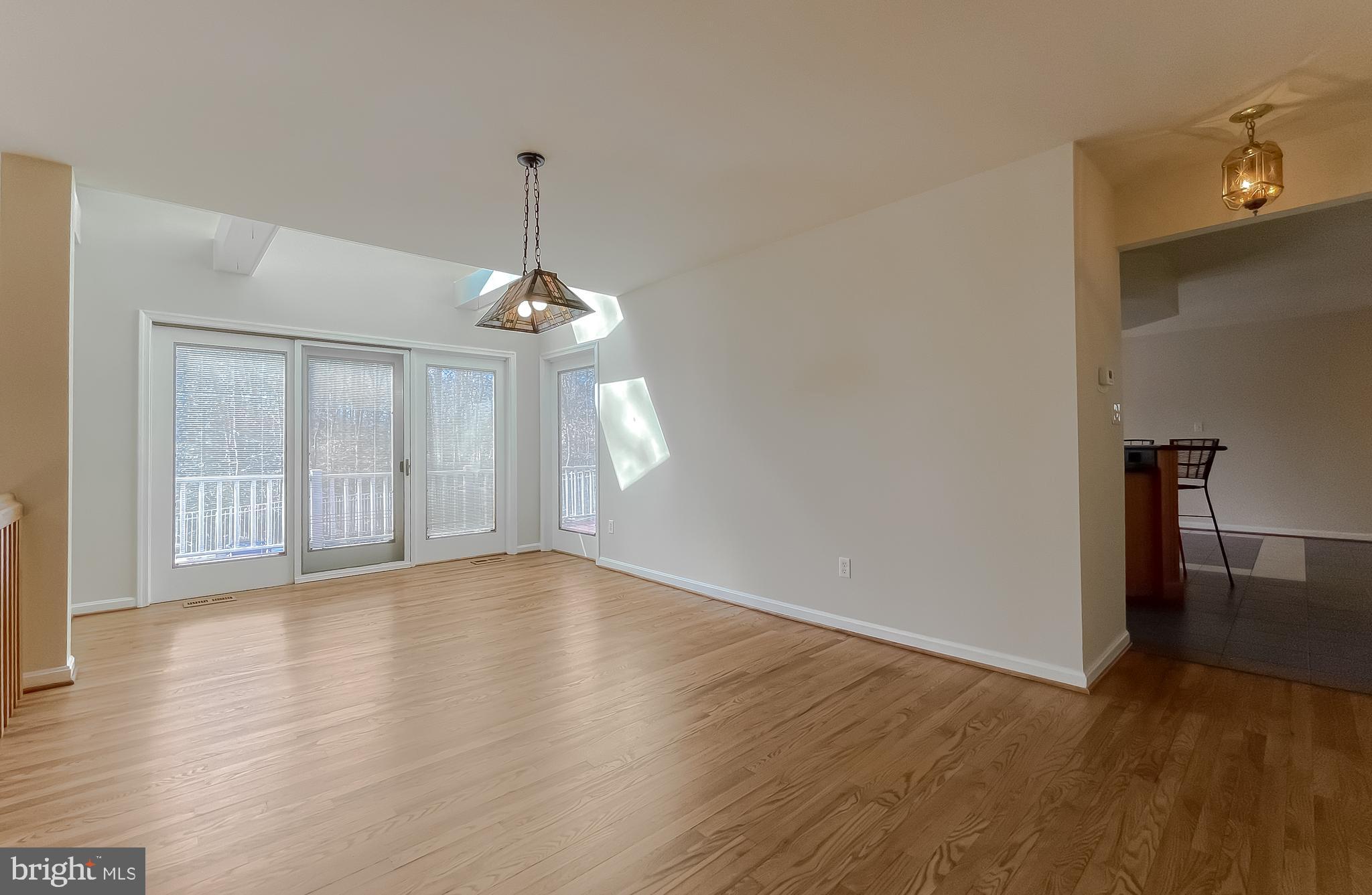42285 Brook Manor Rd