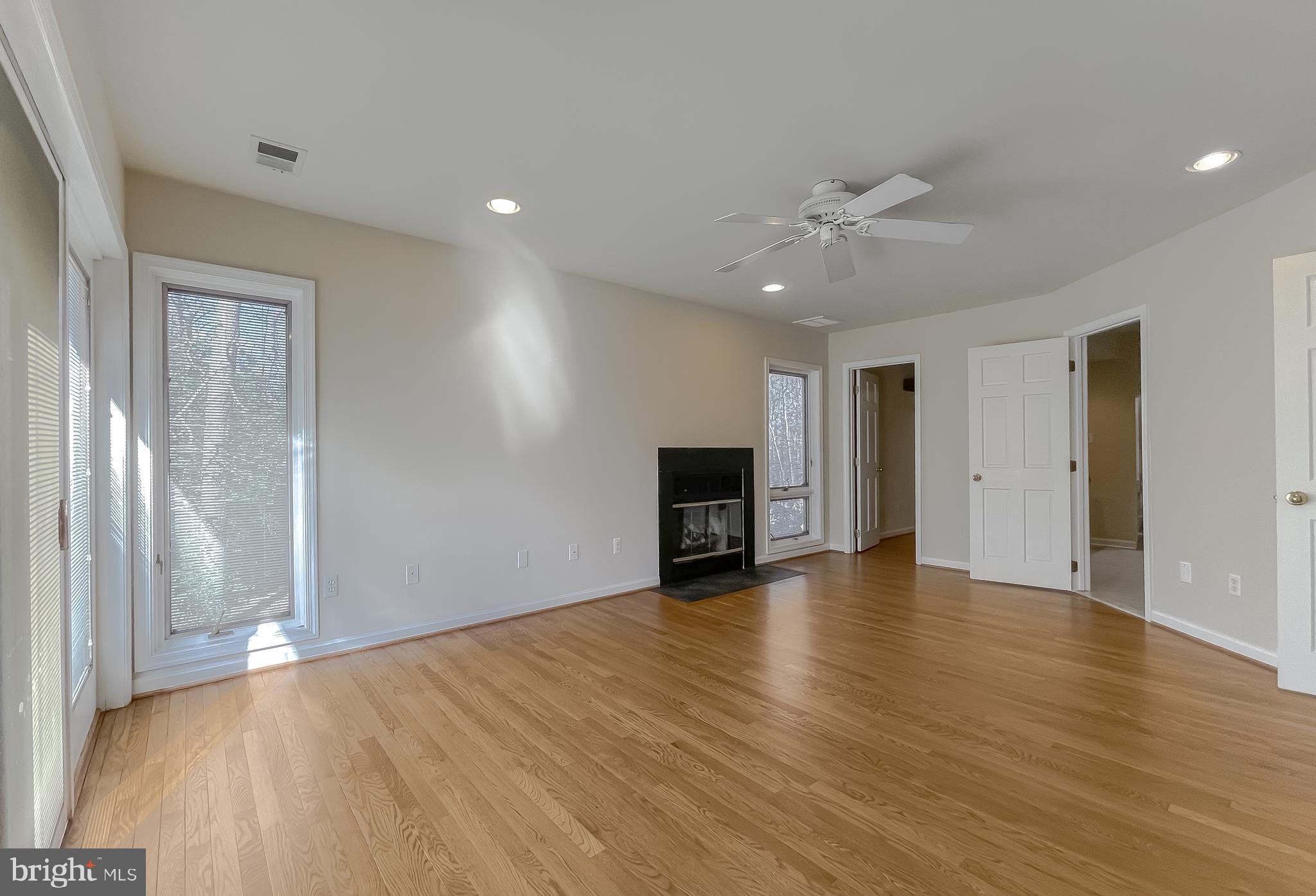 42285 Brook Manor Rd