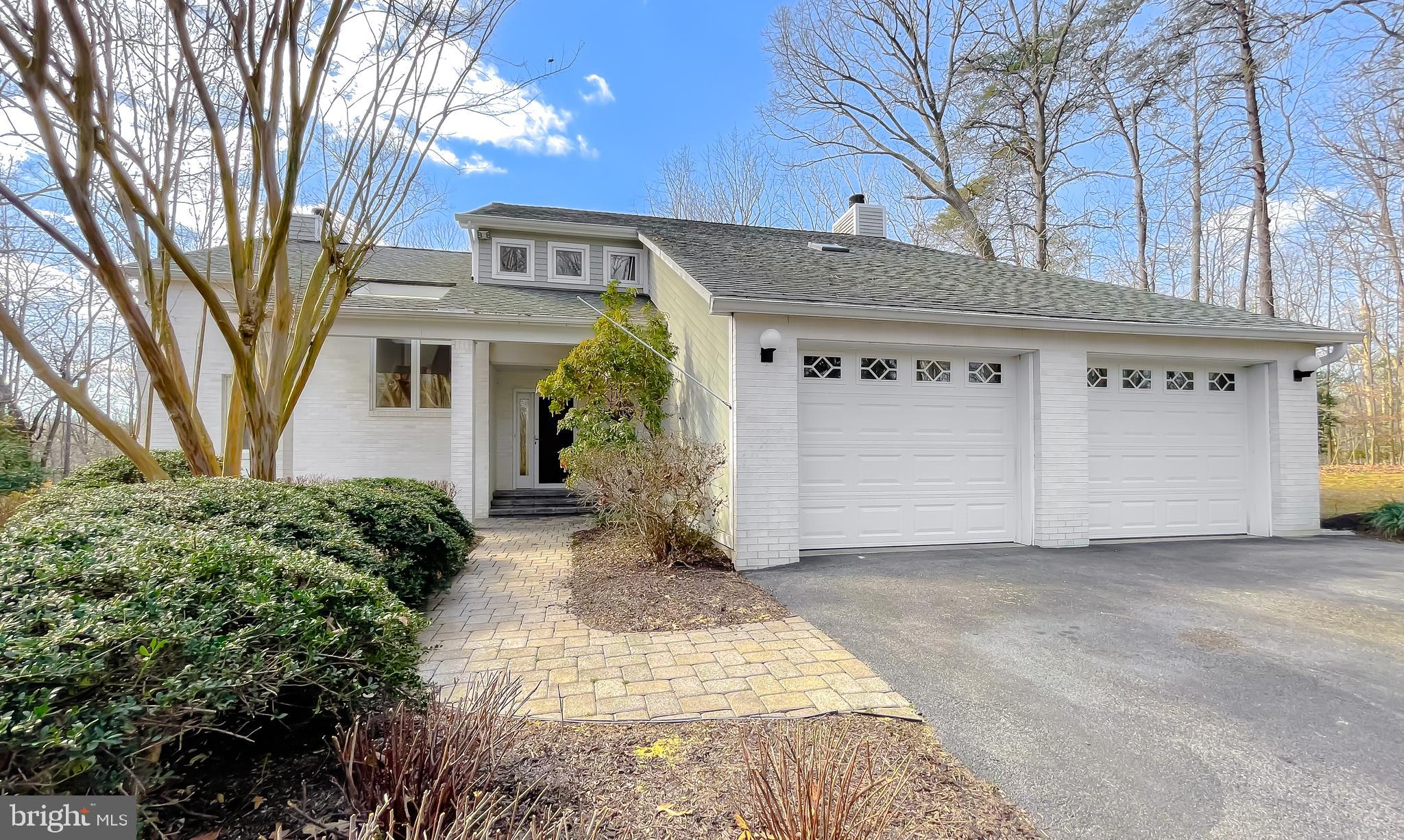 42285 Brook Manor Rd