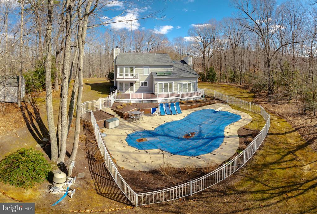 42285 Brook Manor Rd