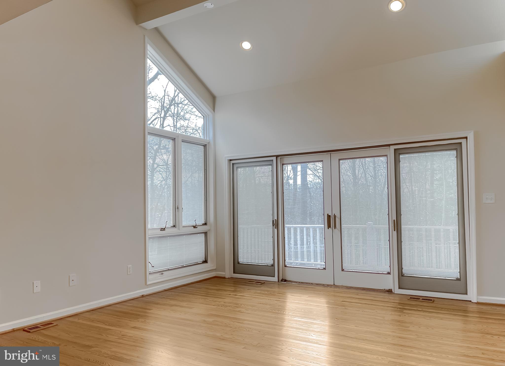 42285 Brook Manor Rd