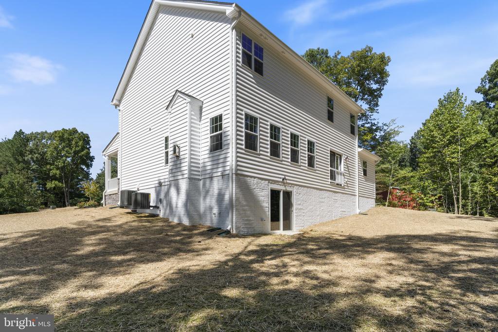 30954 Point Lookout Rd