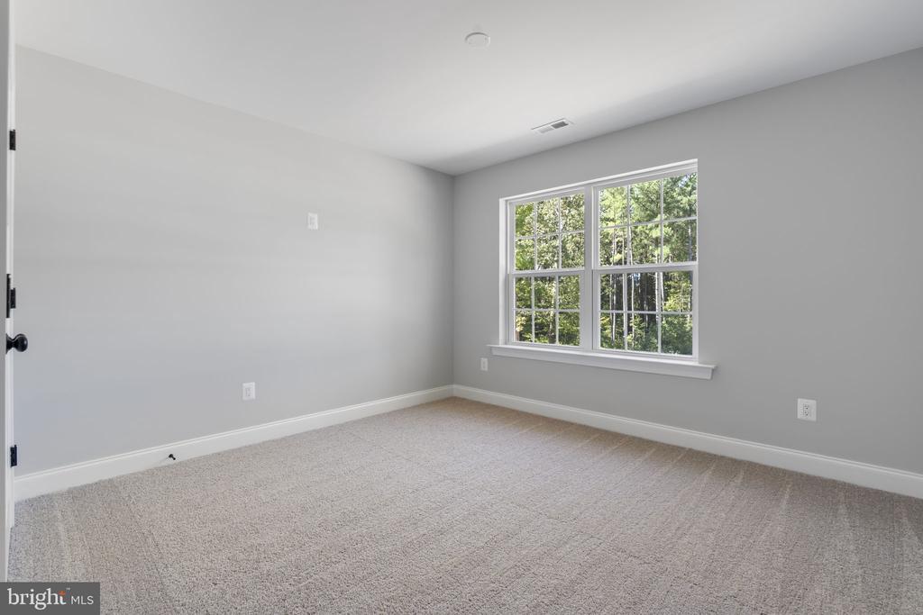 30954 Point Lookout Rd