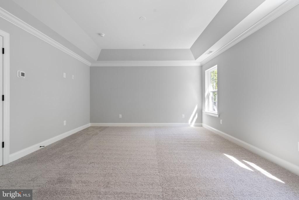 30954 Point Lookout Rd