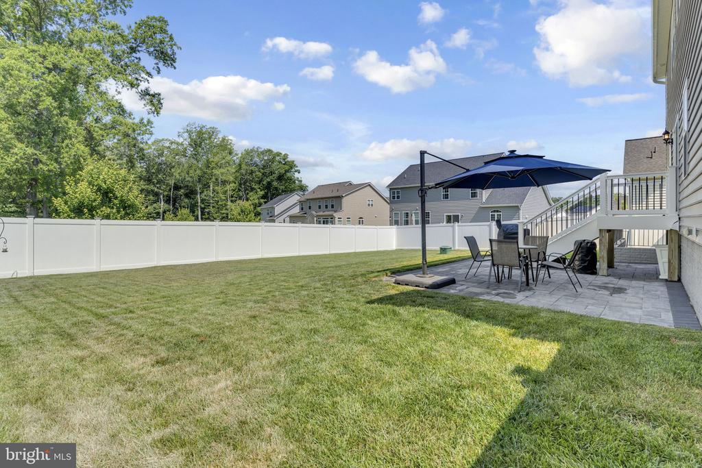 23953 Woodmore Dr