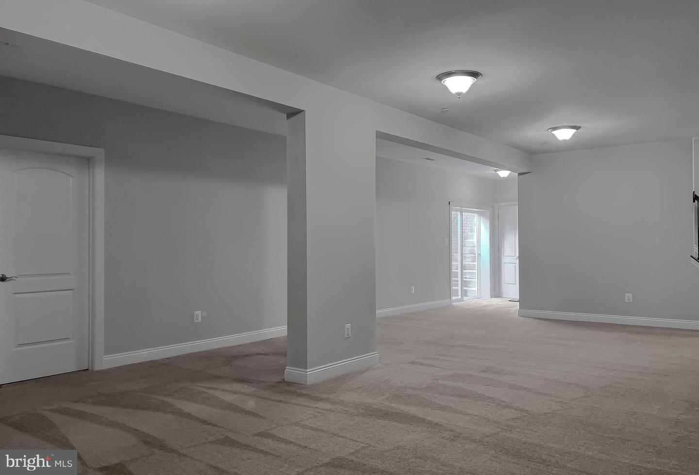 22064 Daffodil Ct