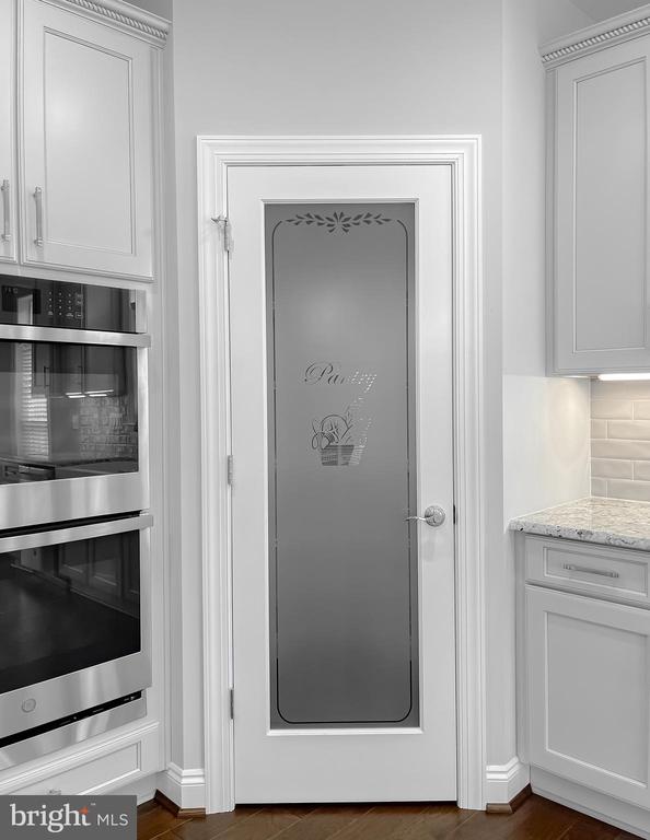22064 Daffodil Ct