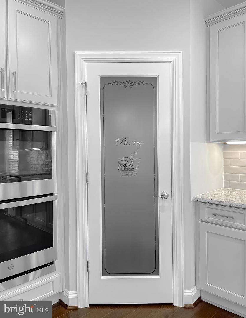 22064 Daffodil Ct
