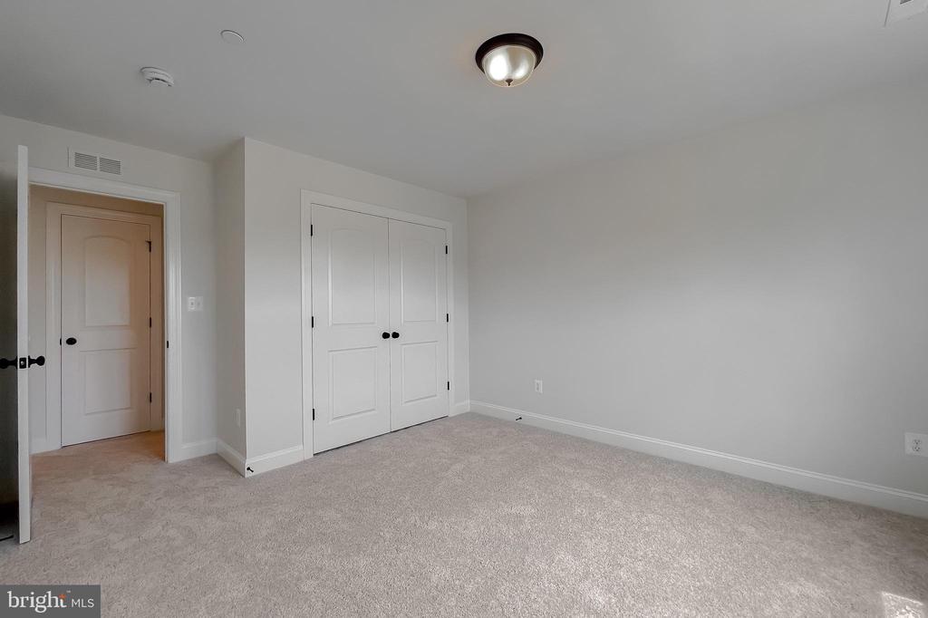 23664 DRAGONFLY LANE