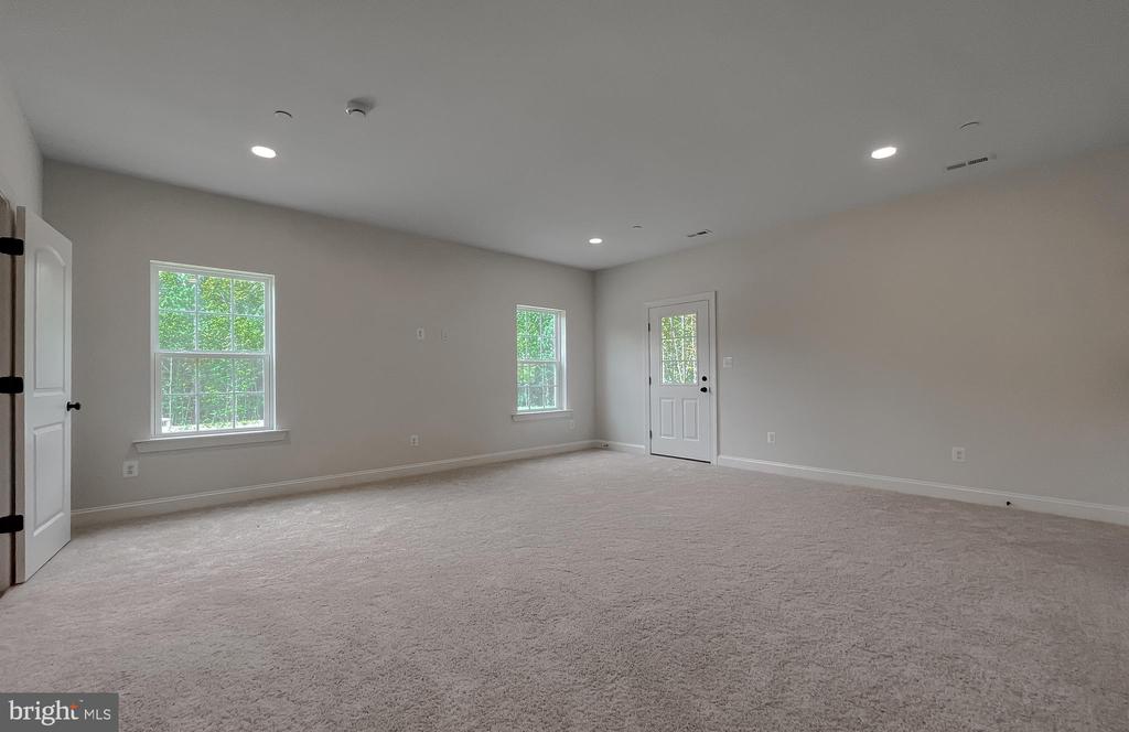 23664 DRAGONFLY LANE
